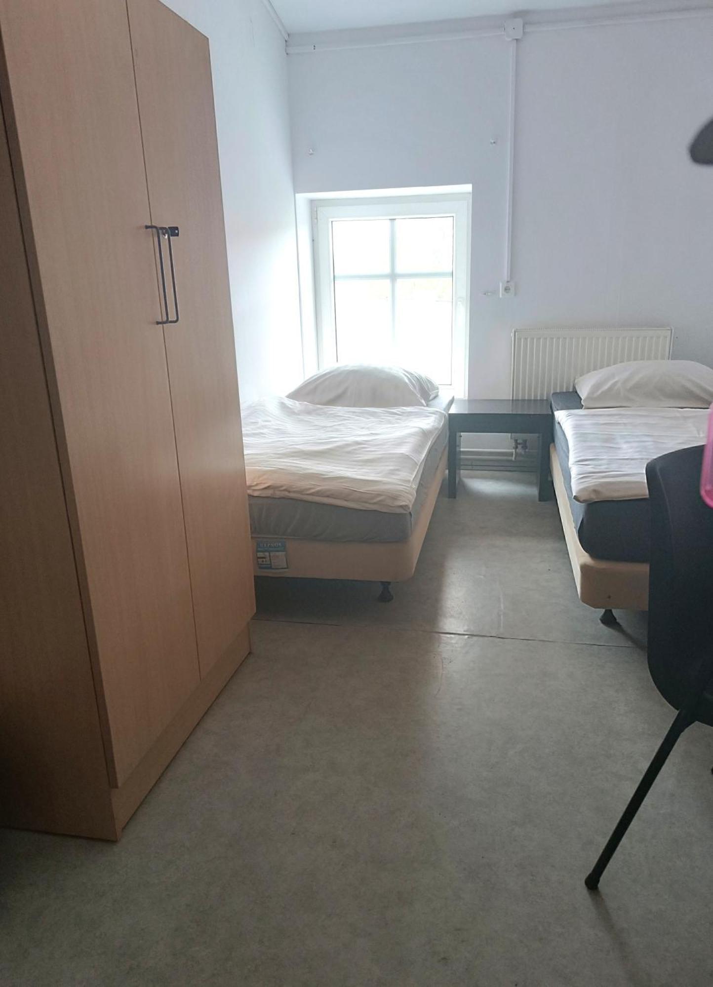 Hostel Krosnienska 12 Zielona Góra Buitenkant foto
