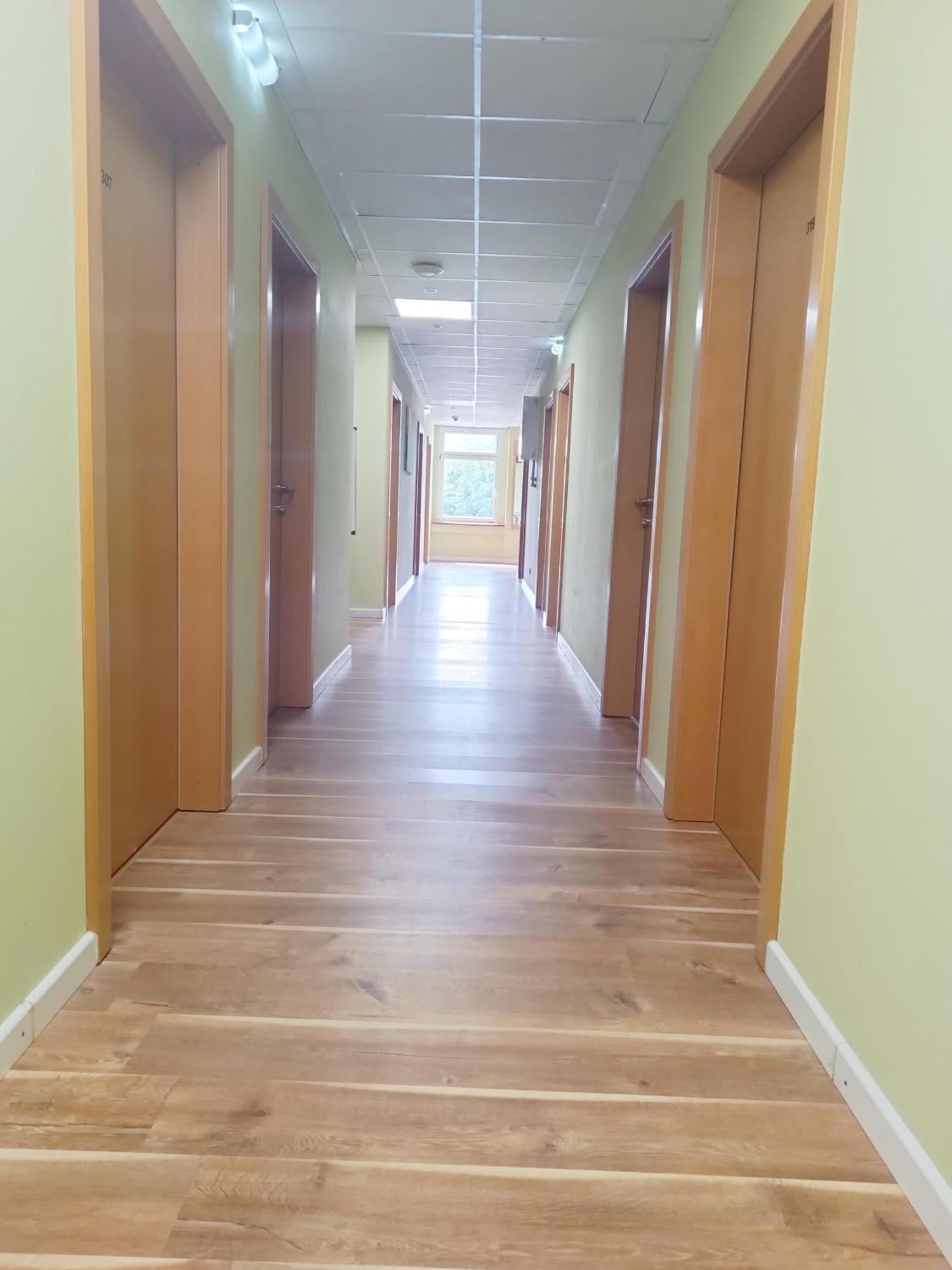 Hostel Krosnienska 12 Zielona Góra Buitenkant foto