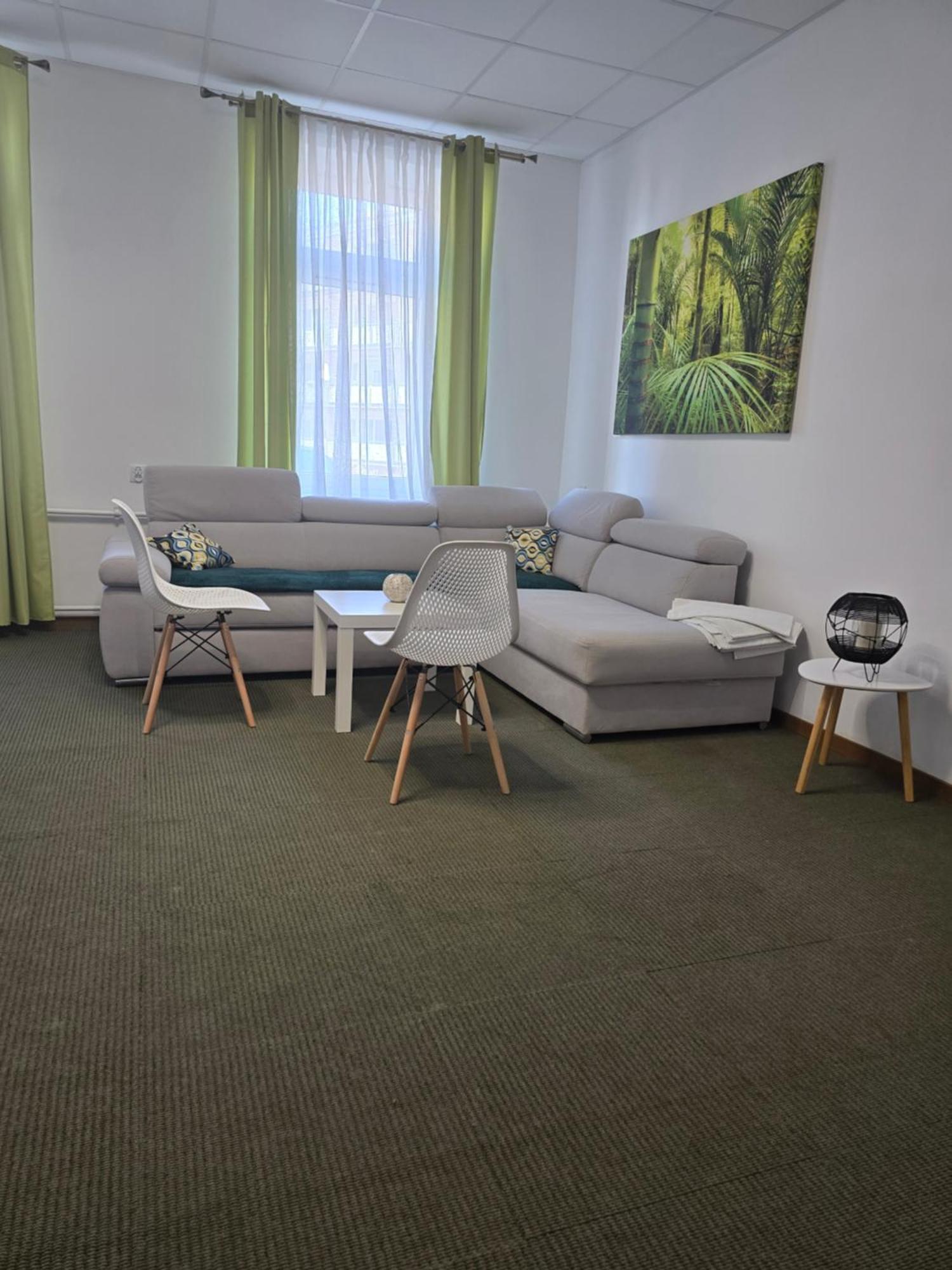 Hostel Krosnienska 12 Zielona Góra Buitenkant foto