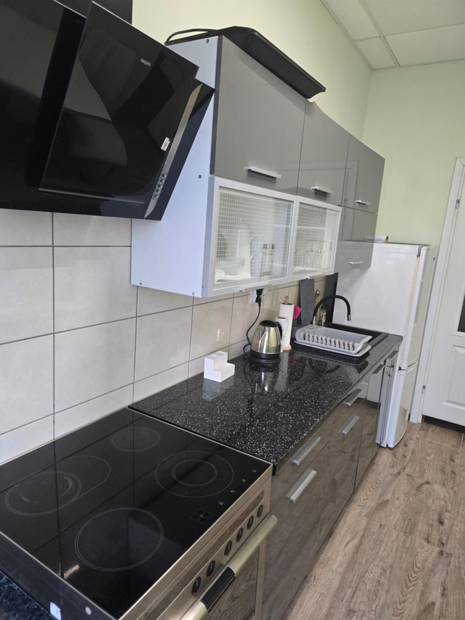 Hostel Krosnienska 12 Zielona Góra Buitenkant foto